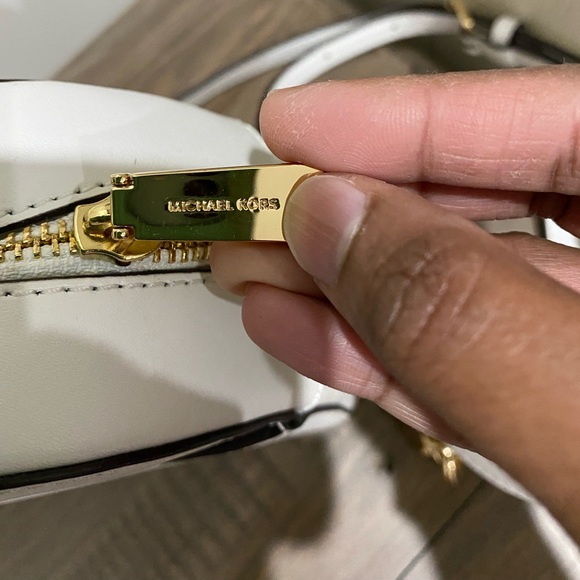 Michael Kors rainbow bag - Picture 3 of 4